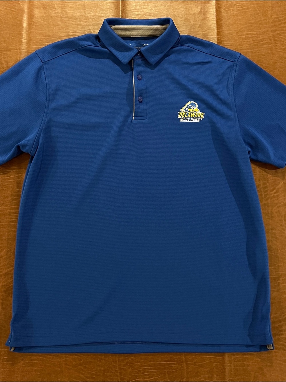 Under Armour University of Delaware Blue Hens Polo Shirt - Size Large